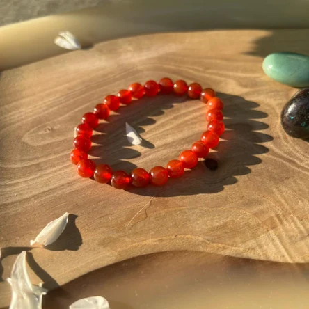 Браслет из сердолика